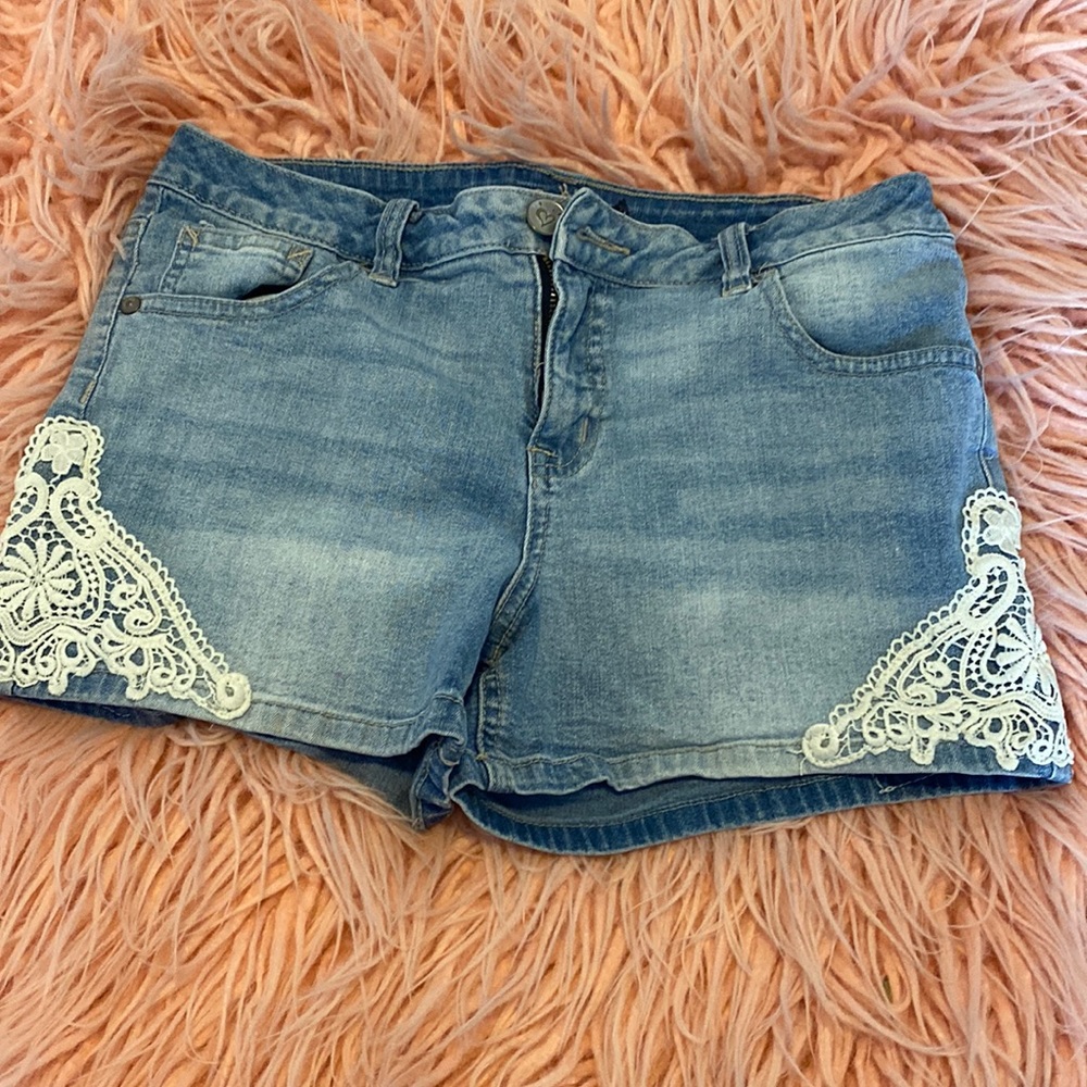 Denim shorts with lace detail